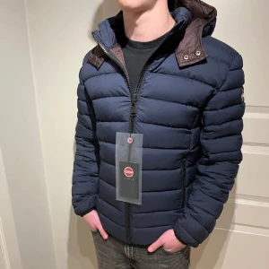 Colmar Jacka - Säljer denna eftertraktade Colmar jackan! | Ny med pris lapp! | Storlek 50 motsvarar M. | Ställ gärna frågor innan du köper!