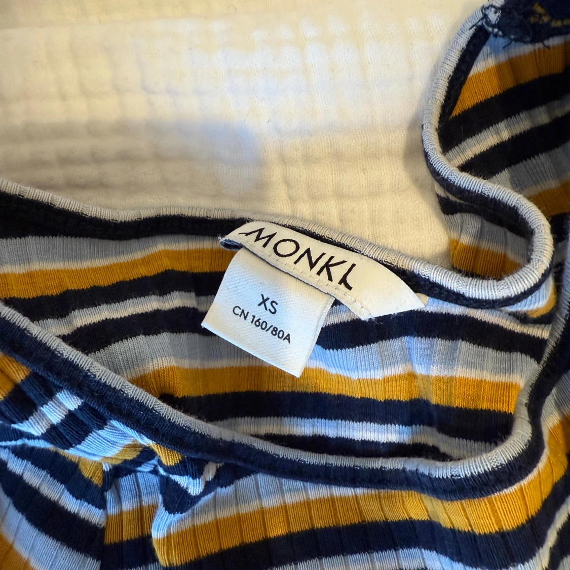 Randig långärmad topp från Monki XS - 1