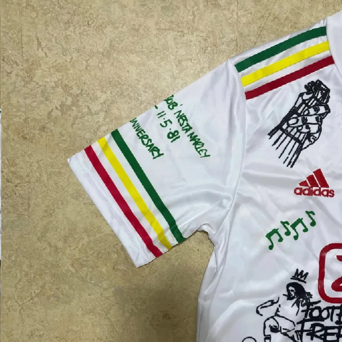 Ajax X bob Marly  - 3