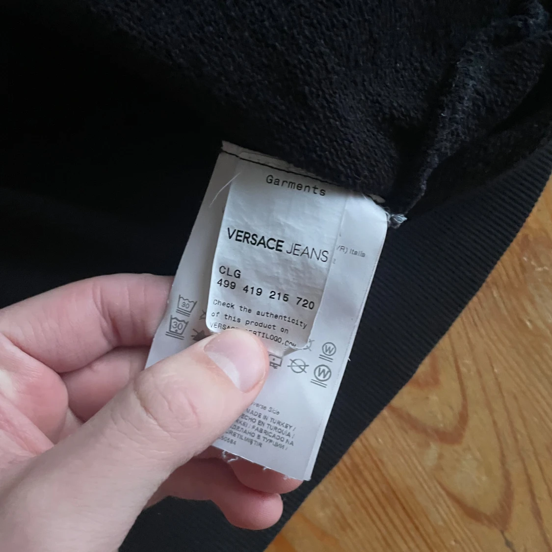 Svart sweatshirt från Versace Jeans - 2