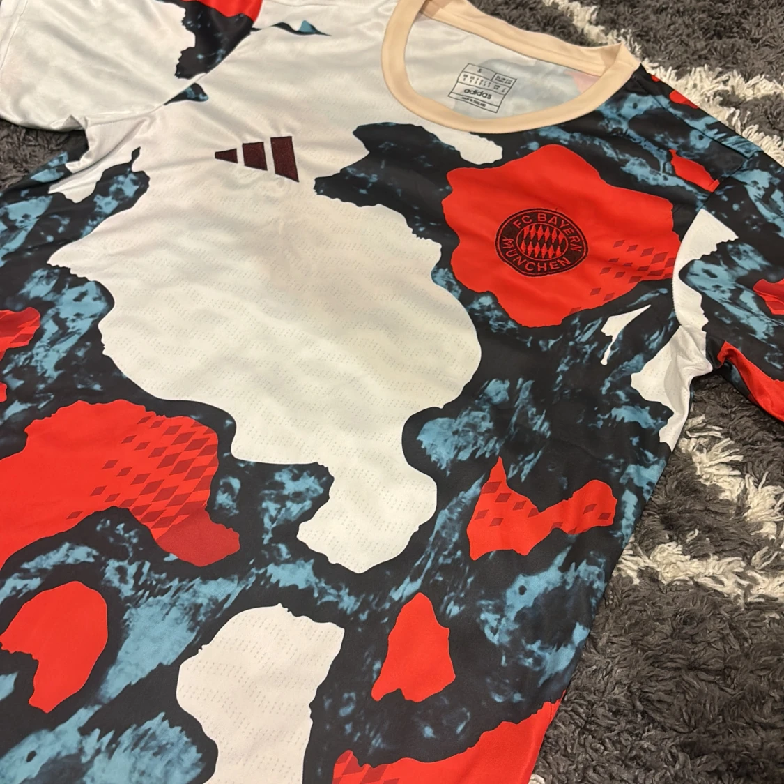 Bayern München fotbollströja  - 1