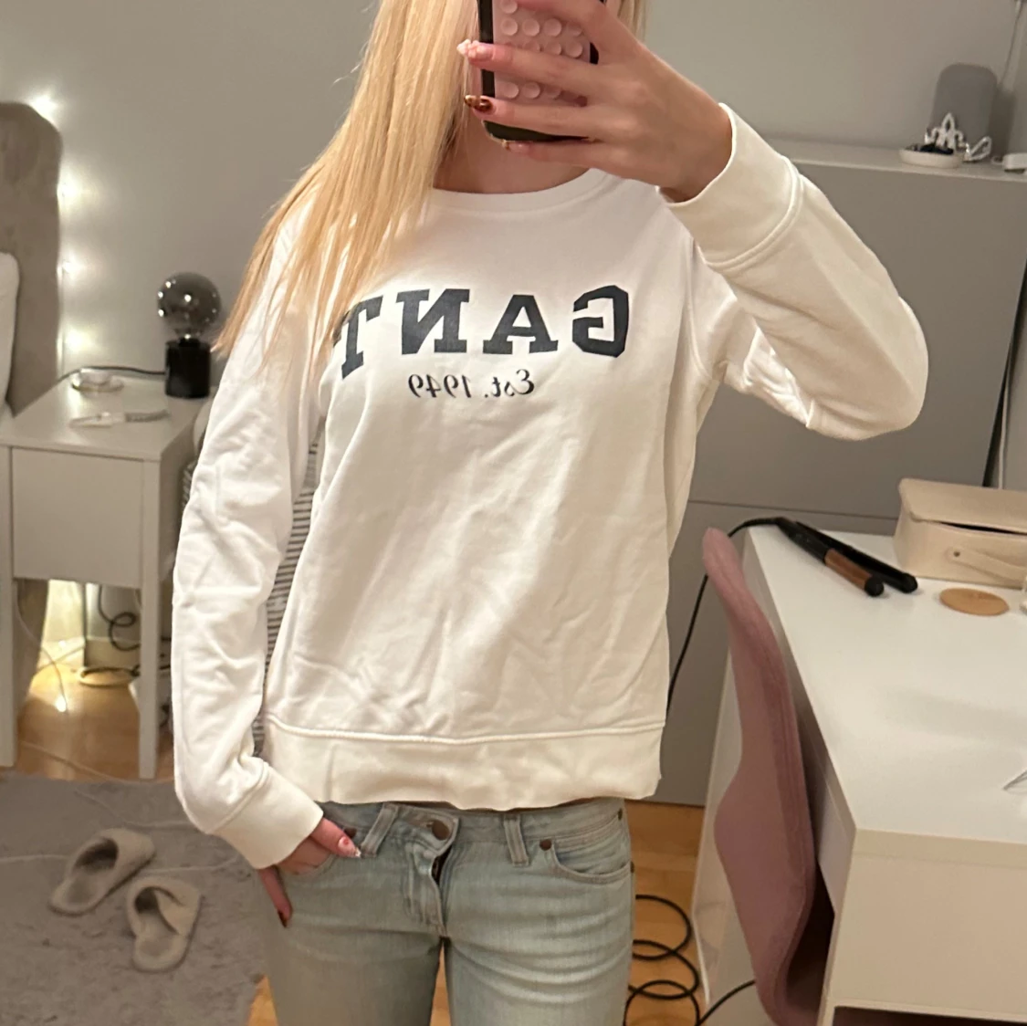 Vit långärmad GANT sweatshirt - 2