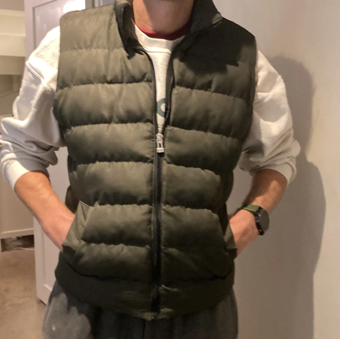 Mörkgrön dunväst från Stone Island - 1