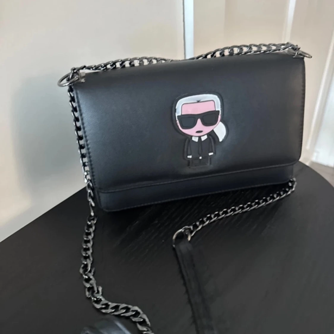 Svart axelväska Karl Lagerfeld - 1