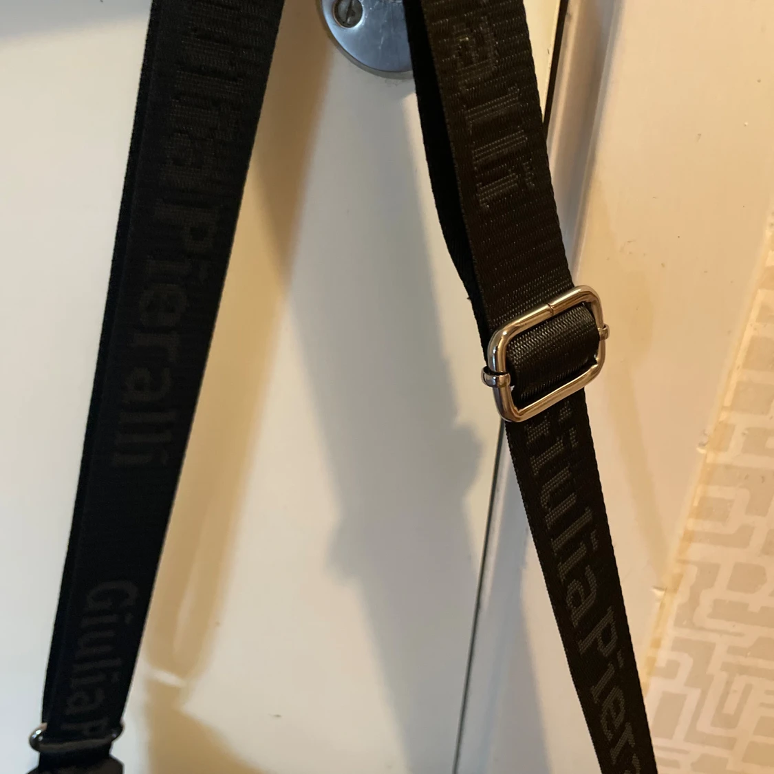 Svart axelväska från Giulia Pieralli - 1