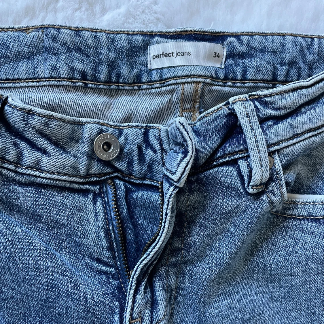 Blå bootcut jeans  - 2