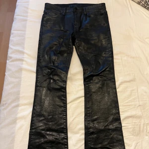 SMG/Tuttolente Jeans - Vaxade bootcut jeans från Tuttolente, bara testade, riktigt skön vaxning! Pris kan diskuteras