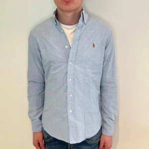 Ralph Lauren skjorta  - Storlek M.                                                                             Jätte fint skick           