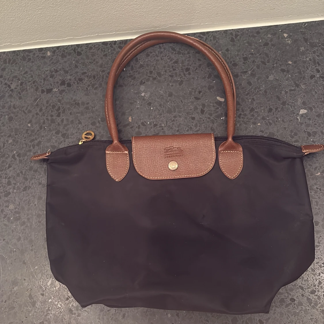 Svart handväska från Longchamp - 1