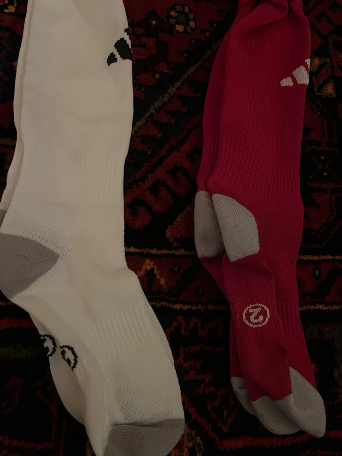 Adidas fotbollsstrumpor vit & röd