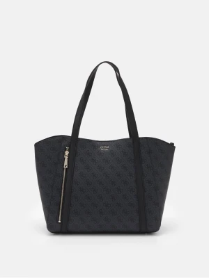 Svart axelväska från Guess - Stilren svart axelväska från Guess med diskret logomönster över hela väskan. Väskan har långa handtag, guldfärgad dragkedja framtill och rymligt innerfack. Medkommer en mindre väska.