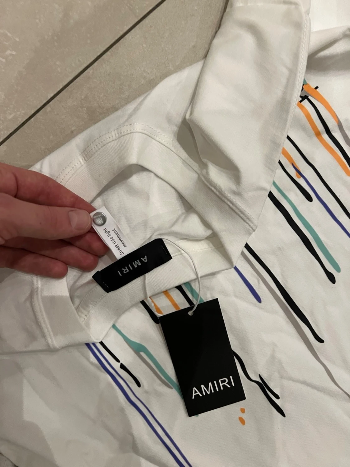 Vit AMIRI t-shirt med färgstänk - 2