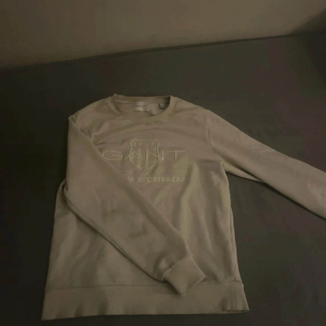Beige sweatshirt från GANT, storlek S