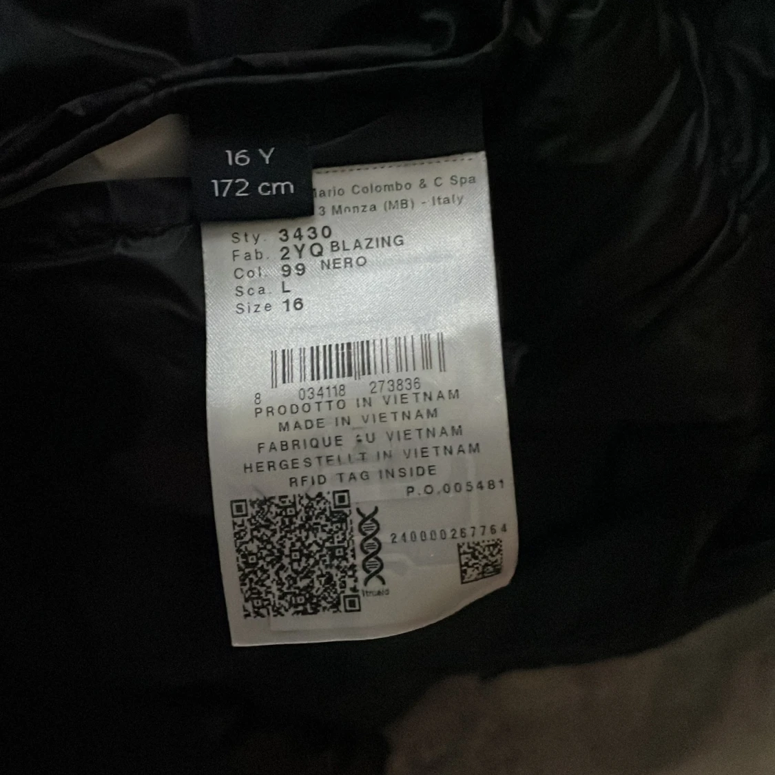 Svart pufferjacka från Colmar - 4