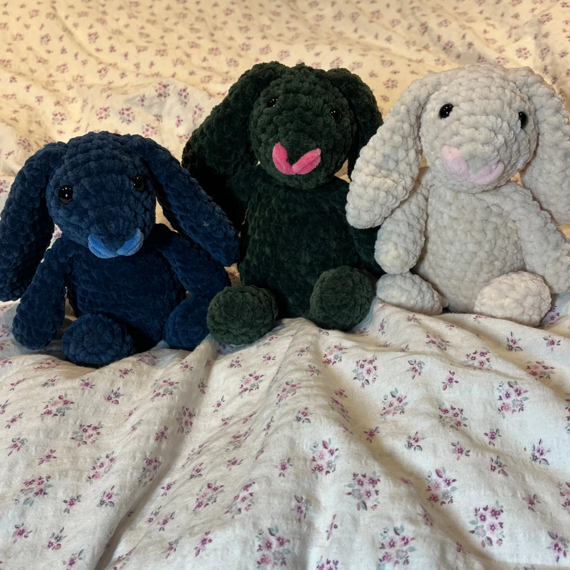 Virkad beige kanin - 2