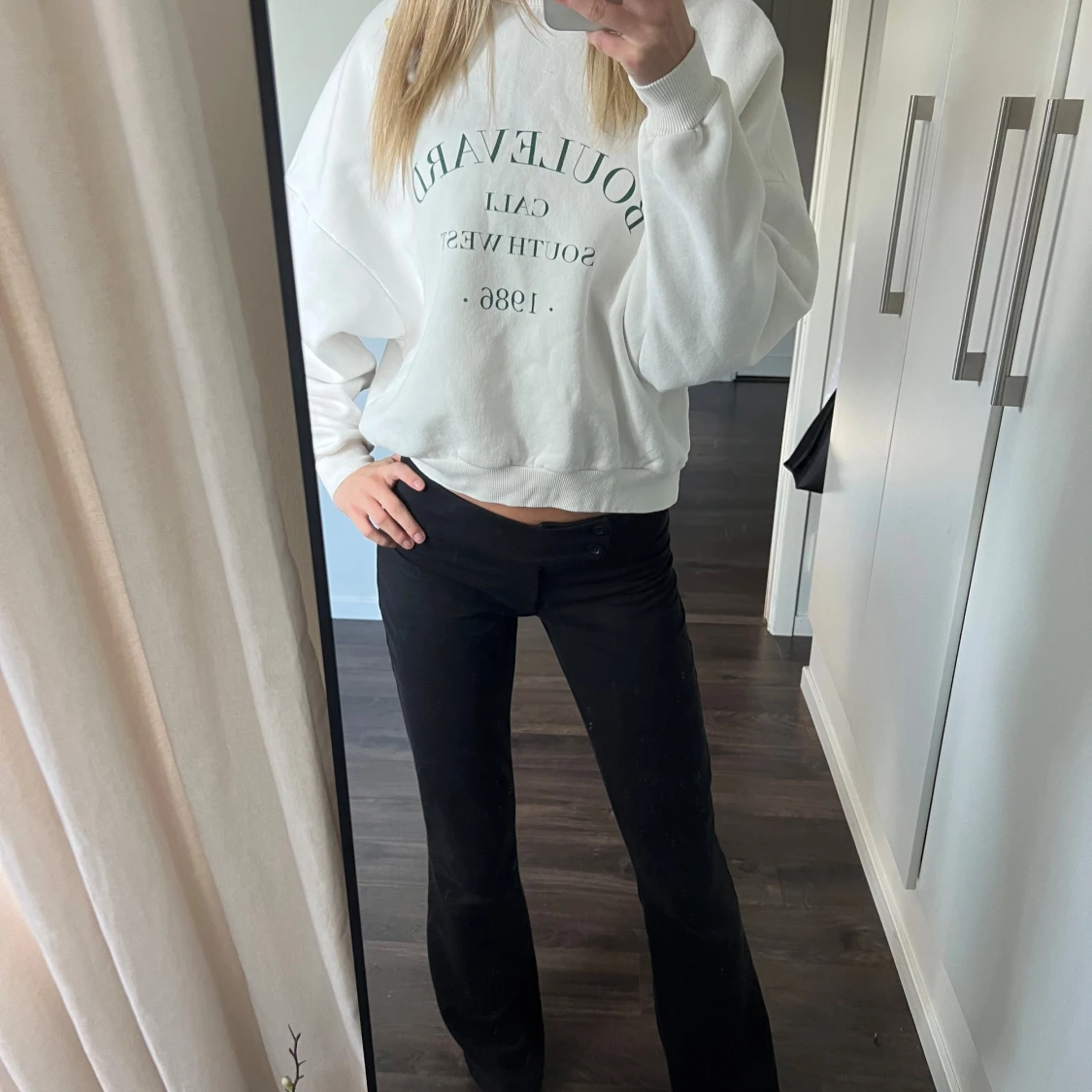 Sweatshirt 