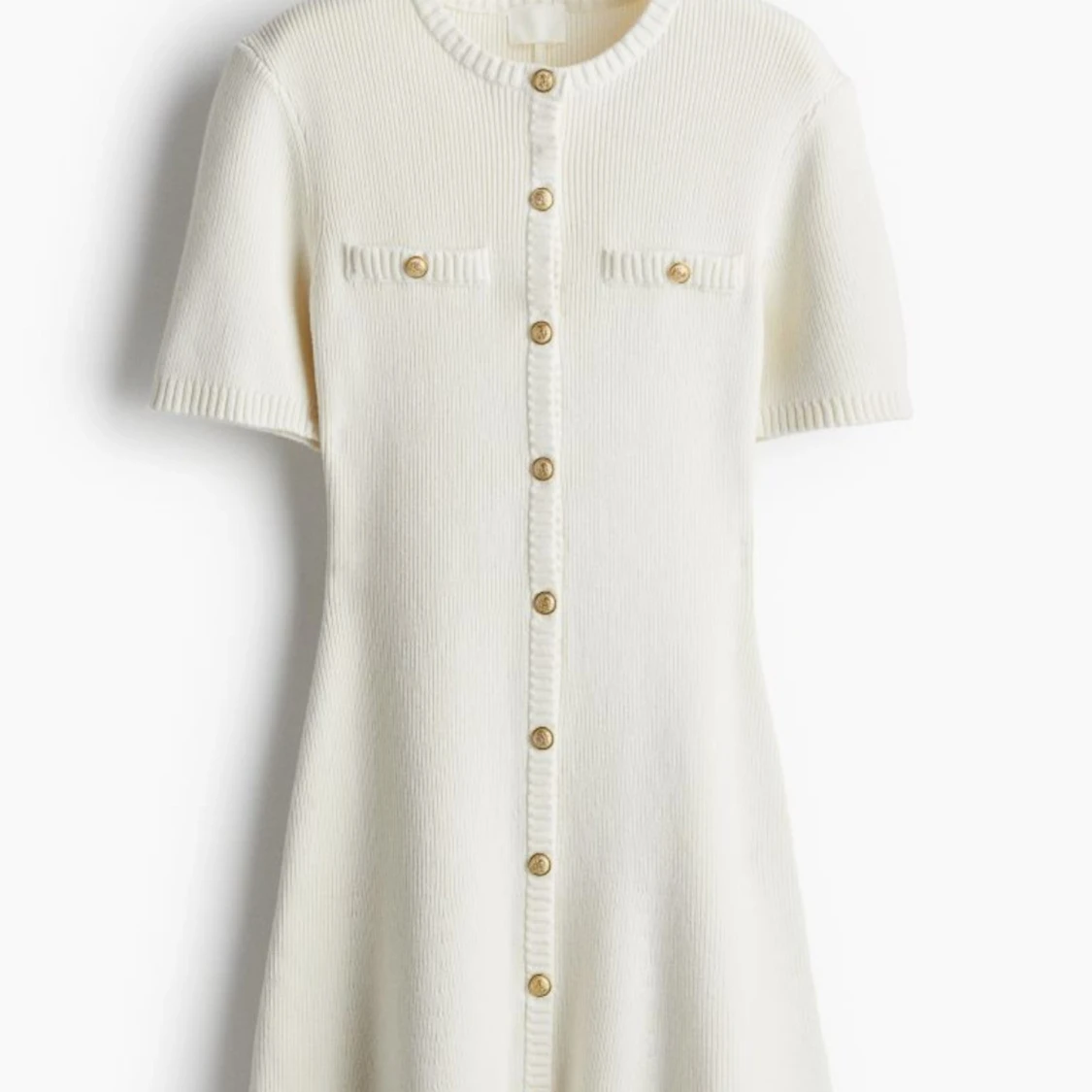 Stickad kortärmad klänning hm