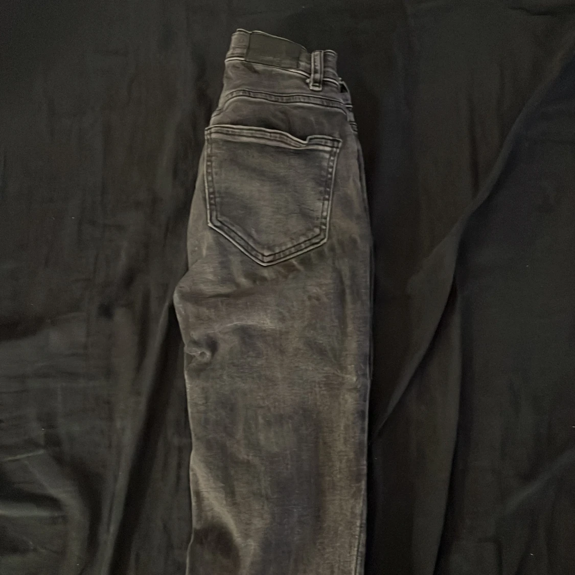 Svarta jeans från gina, stl 32 - 1