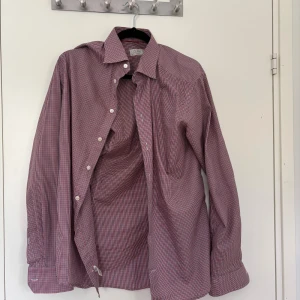 Skjorta  - Fin skjorta som är i ett mycket bra skick 