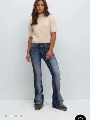 Gina tricot jeans - Endast använda en gång, snygg ficka!! säljer då dom är för stora! 