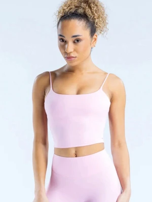 Dfyne top - Säljer denna jättefina topp i storlek S i färgen ”light rose”! Knappt använd och har även shorts till som man kan köpa med som oxå är i samma färg 💕💓