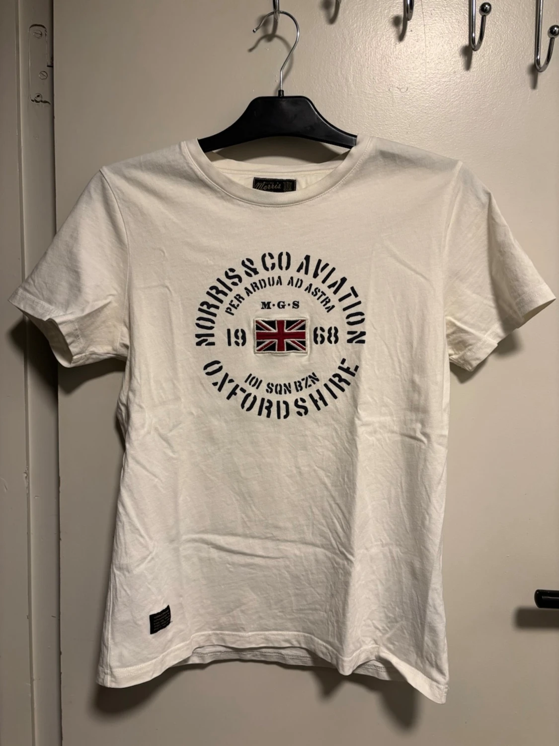 Vit Morris t-shirt med tryck