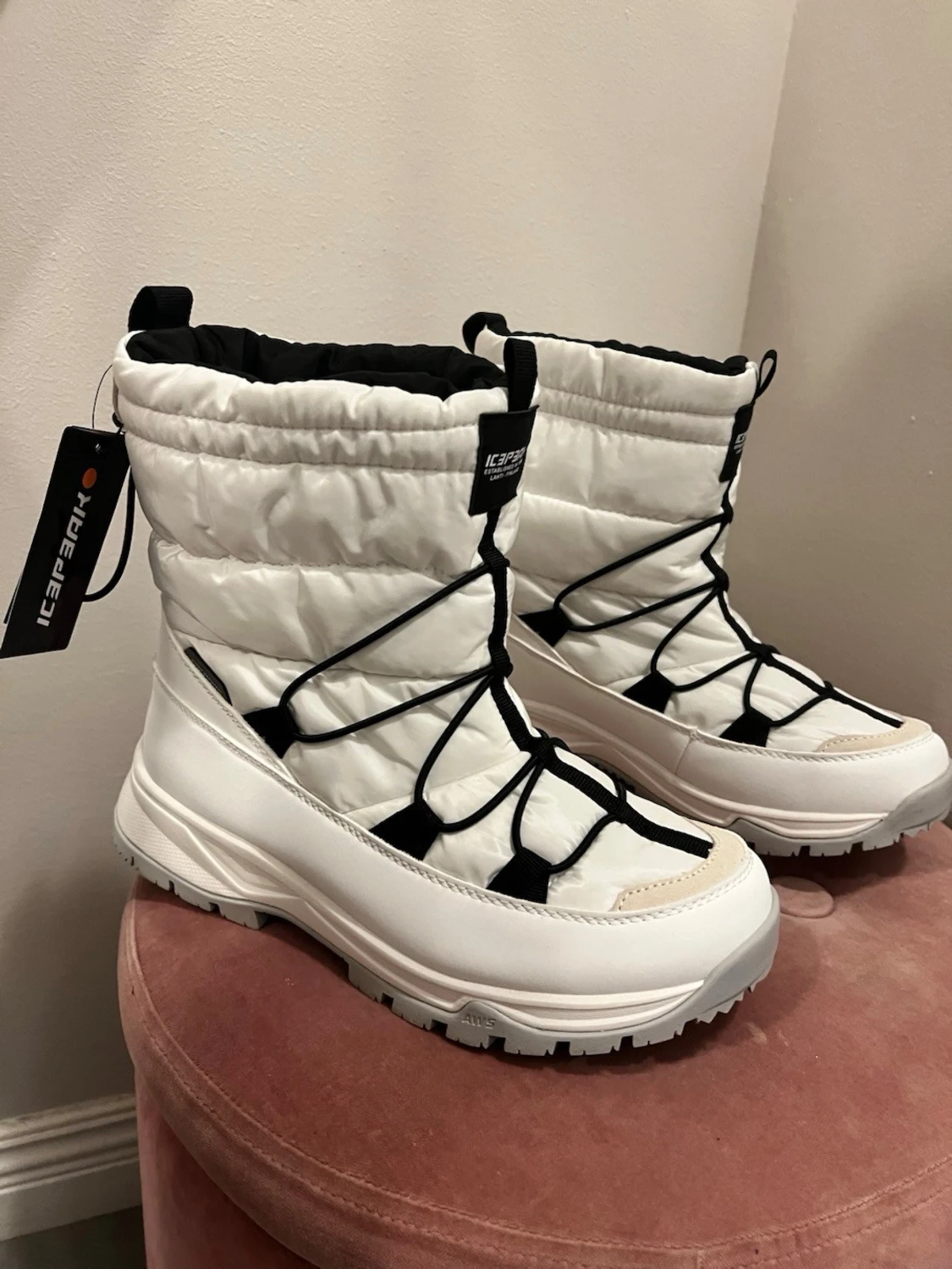 Vita vinterstövlar Icepeak strl 40 - 1