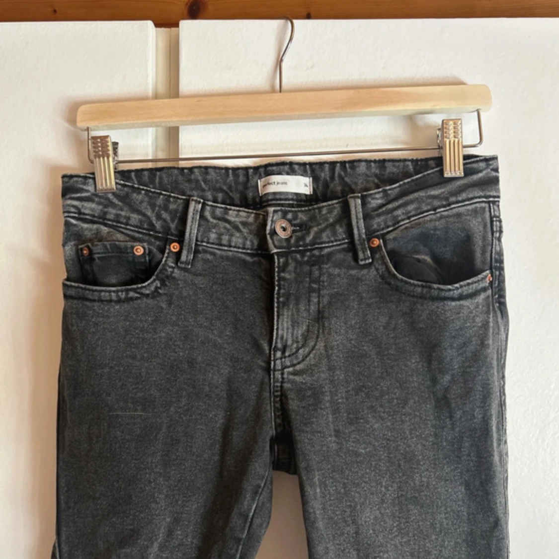 Svarta bootcut jeans från Gina tricot - 2