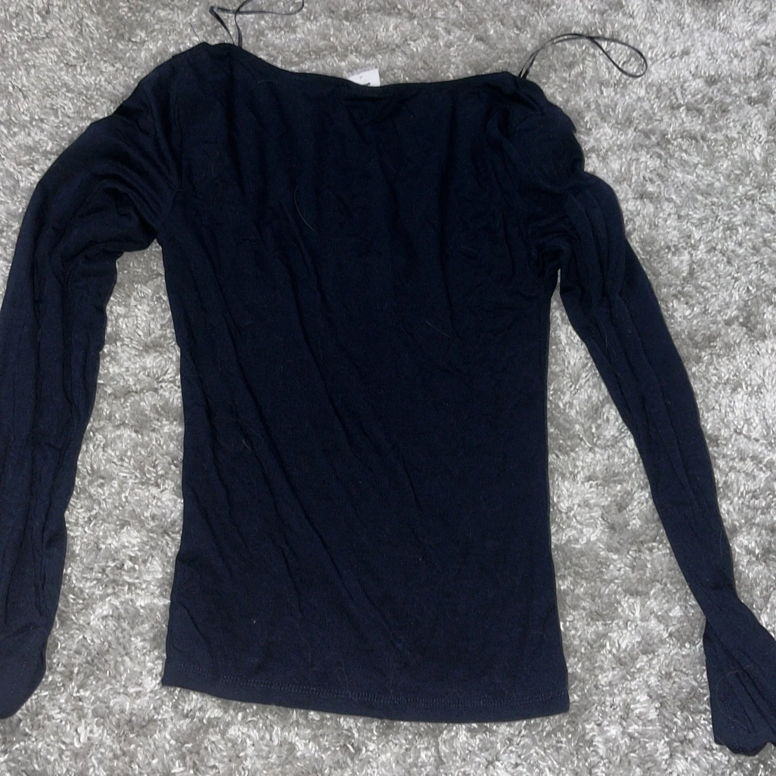 Marinblå långärmad topp från Gina Tricot - 2