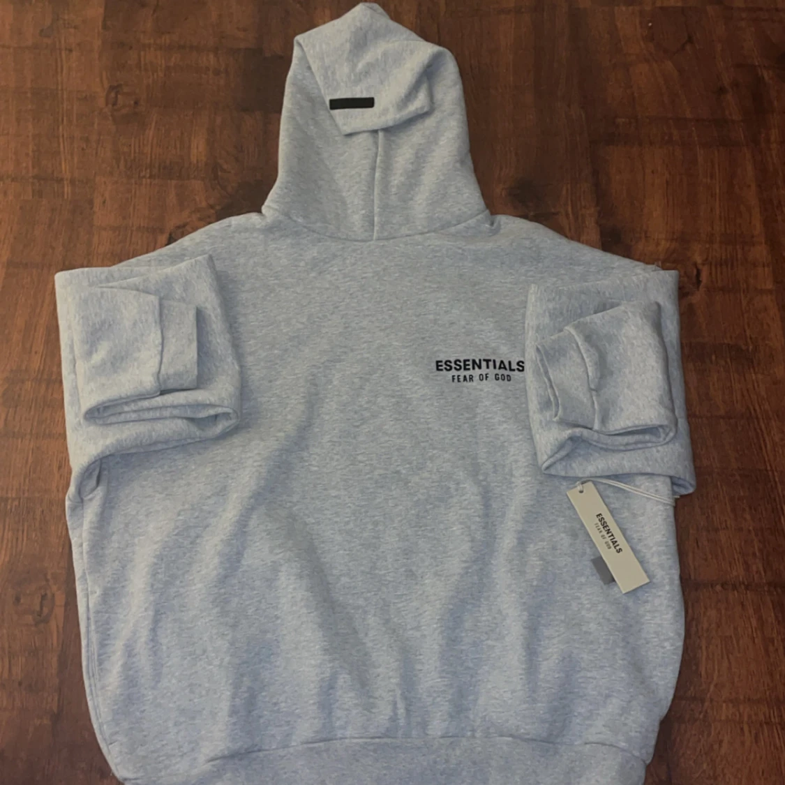 Grå Essentials Fear of God hoodie