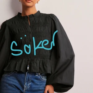 söker svart blus nelly - söker denna svarta blus från nelly i storlek 34 elelr 36🩷🩷🩷