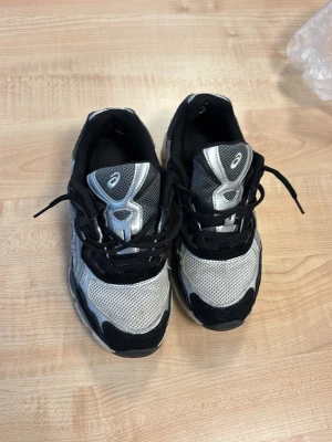 Asics - Hitta de nyss pris kan diskuteras