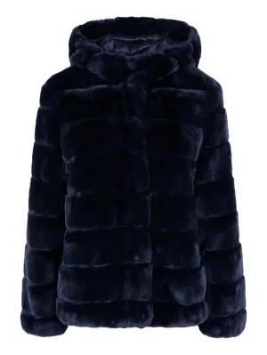 Mörkblå pälsjacka Samsøe & Samsøe - Snygg mörkblå pälsjacka med huva och breda paneler. Jackan har en boxig passform och är tillverkad i mjuk fuskpäls som ger en lyxig känsla. Perfekt för kalla dagar när du vill vara både varm och trendig.