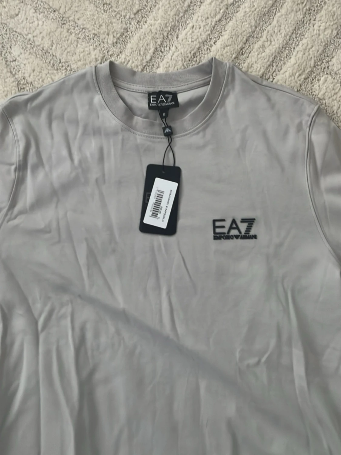 Ljusgrå långärmad topp från EA7 - 1