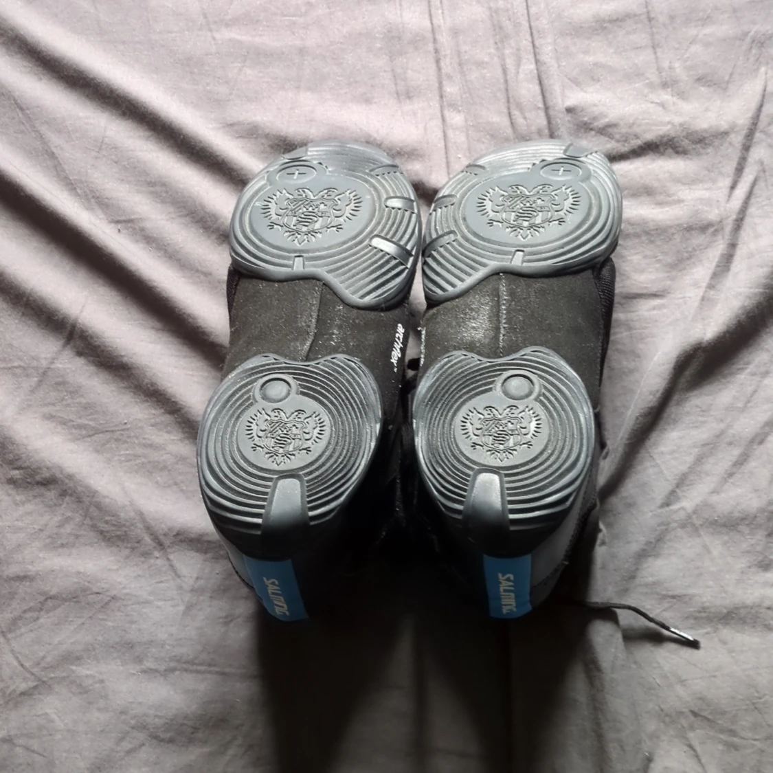 Svarta innebandy målvakts skor - 2