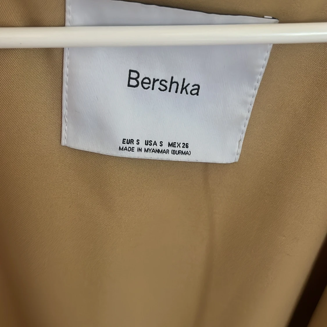 Beige trenchcoat från Bershka S 😍 - 2