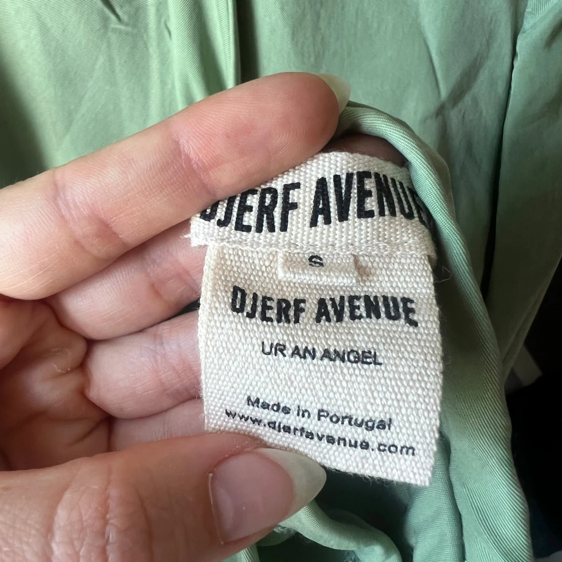 Ljusgrönt set från Djerf Avenue - 4