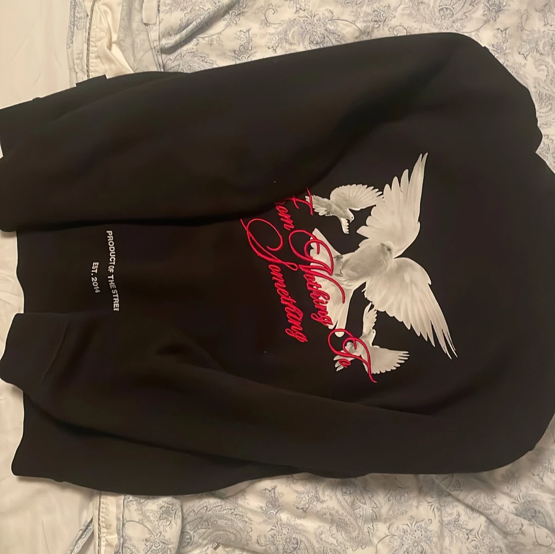 Svart hoodie från Hoodrich med tryck - 3