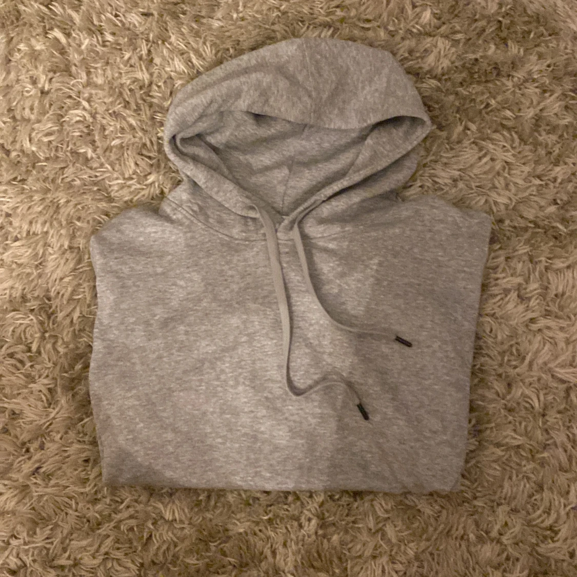 Grå hoodie från Stone Island