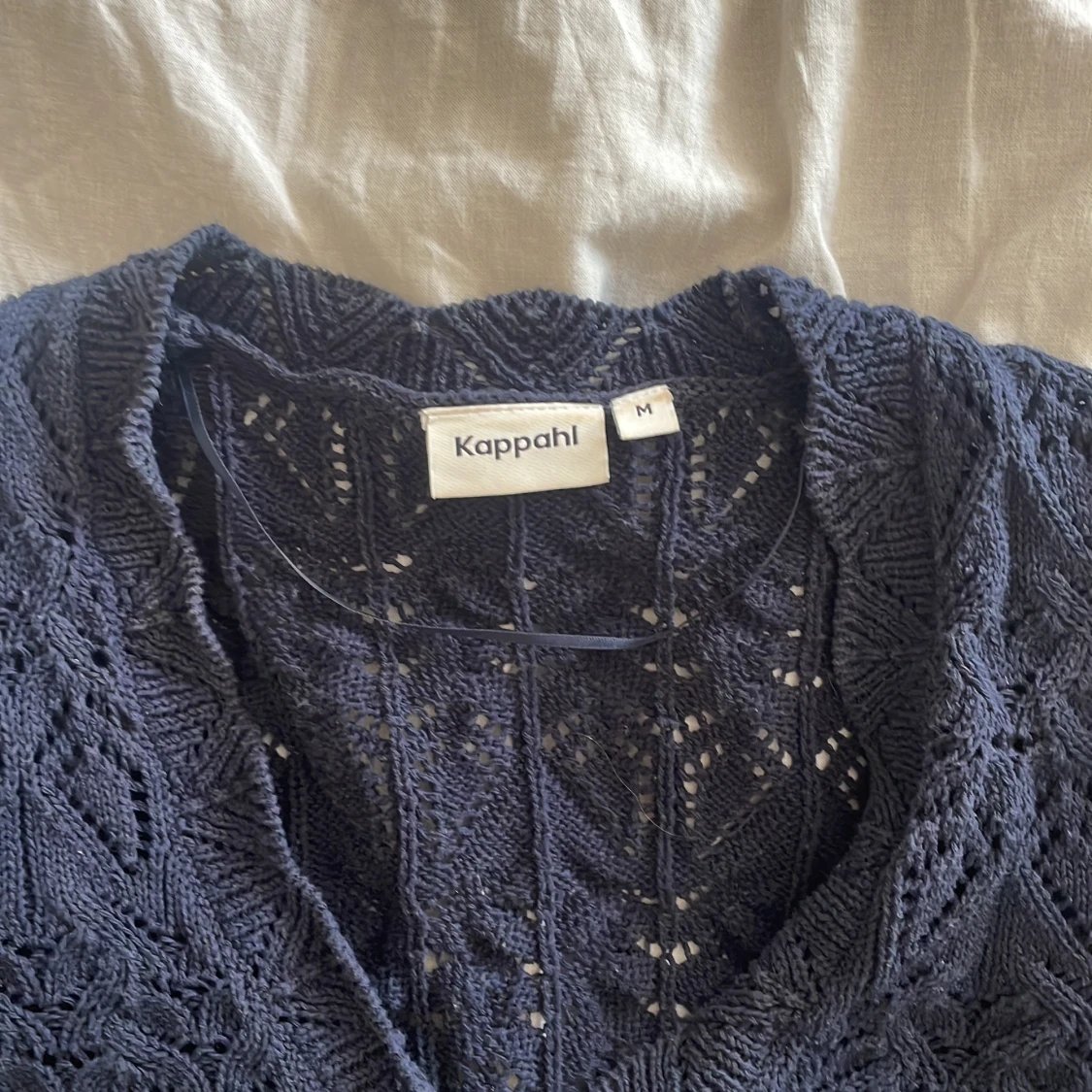 Mörkblå stickad kofta från Kappahl - 1