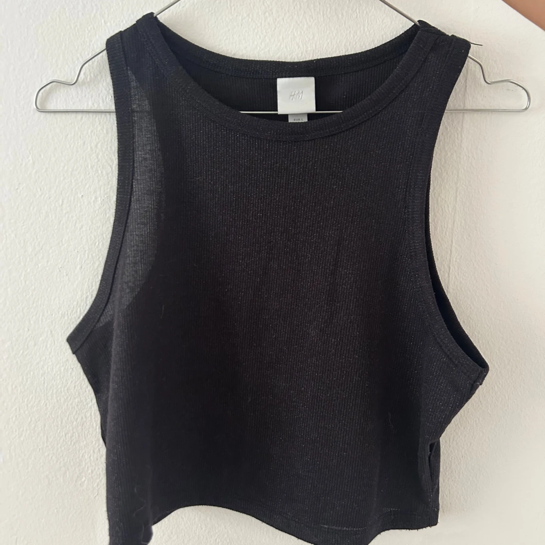 Svart ribbad linnetopp från H&M