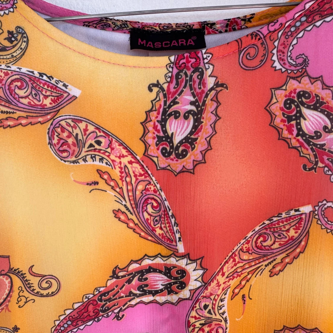 Färgglad blus från Mascara - 2