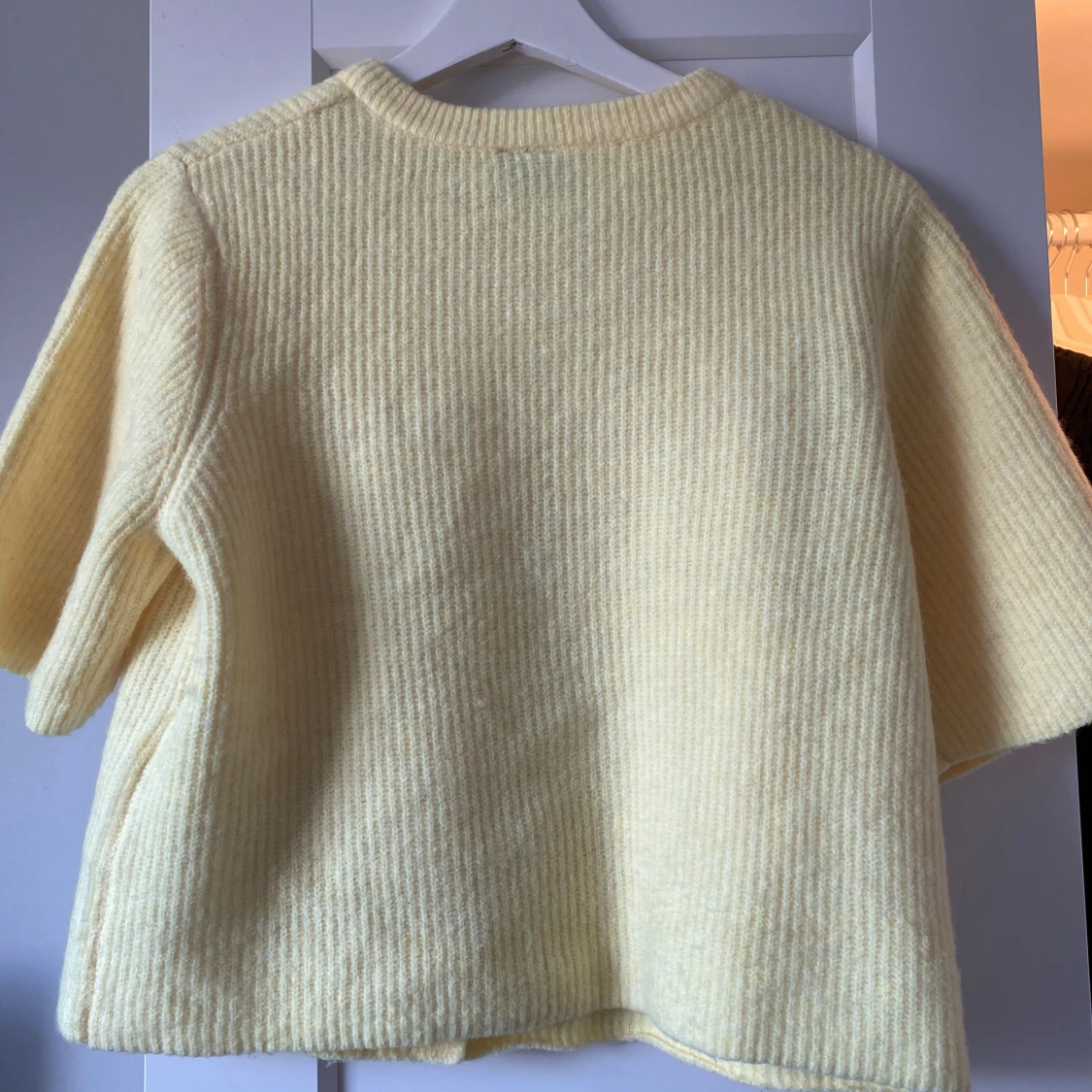 Gul ribbad kofta från Pieces XS - 2