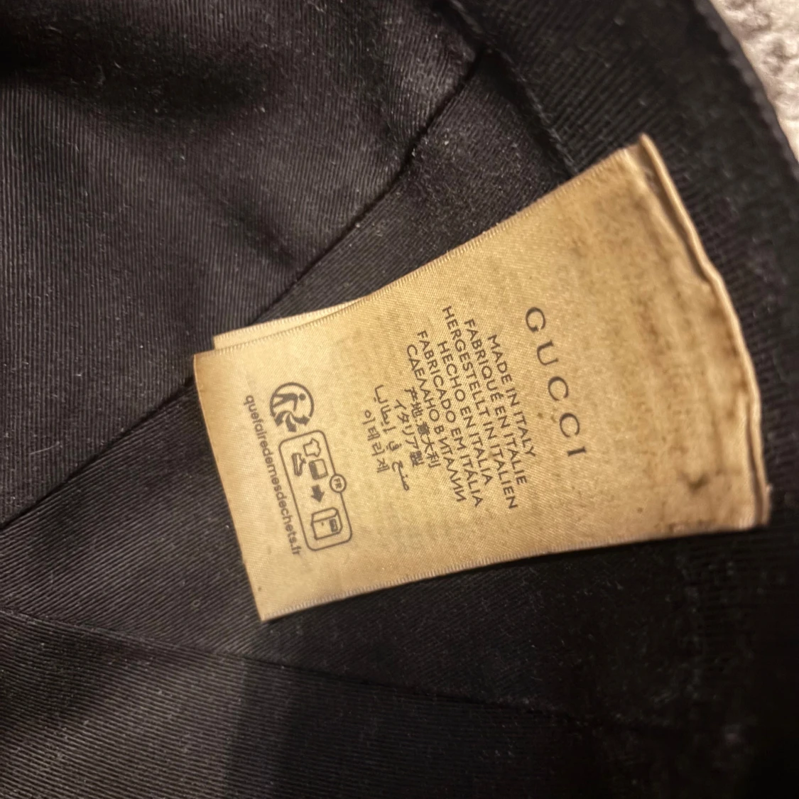 Svart Gucci keps med monogram - 2