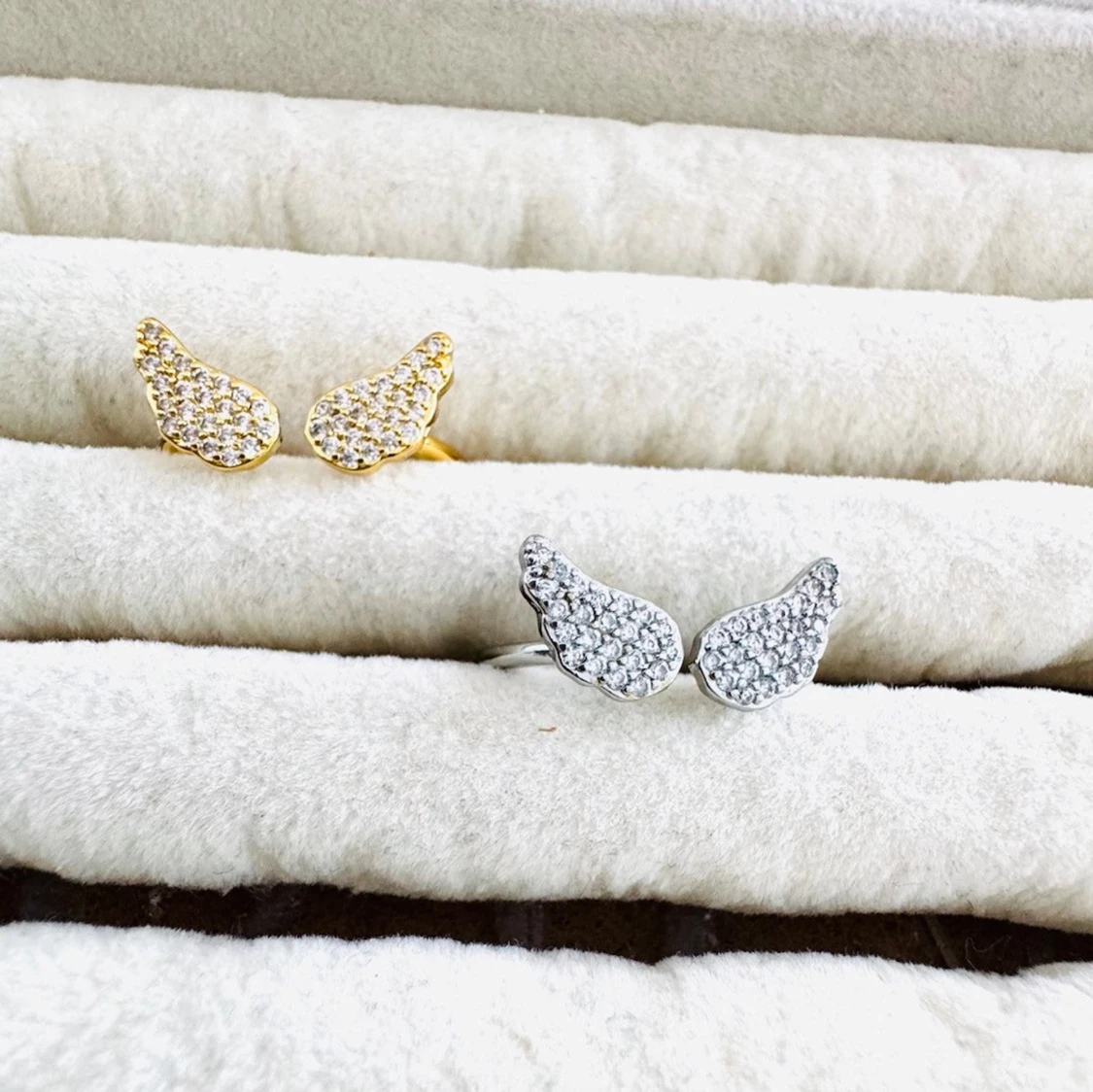 Alla som köper minst 2 ringar får en slumpmässigt ring på köpet. - 4