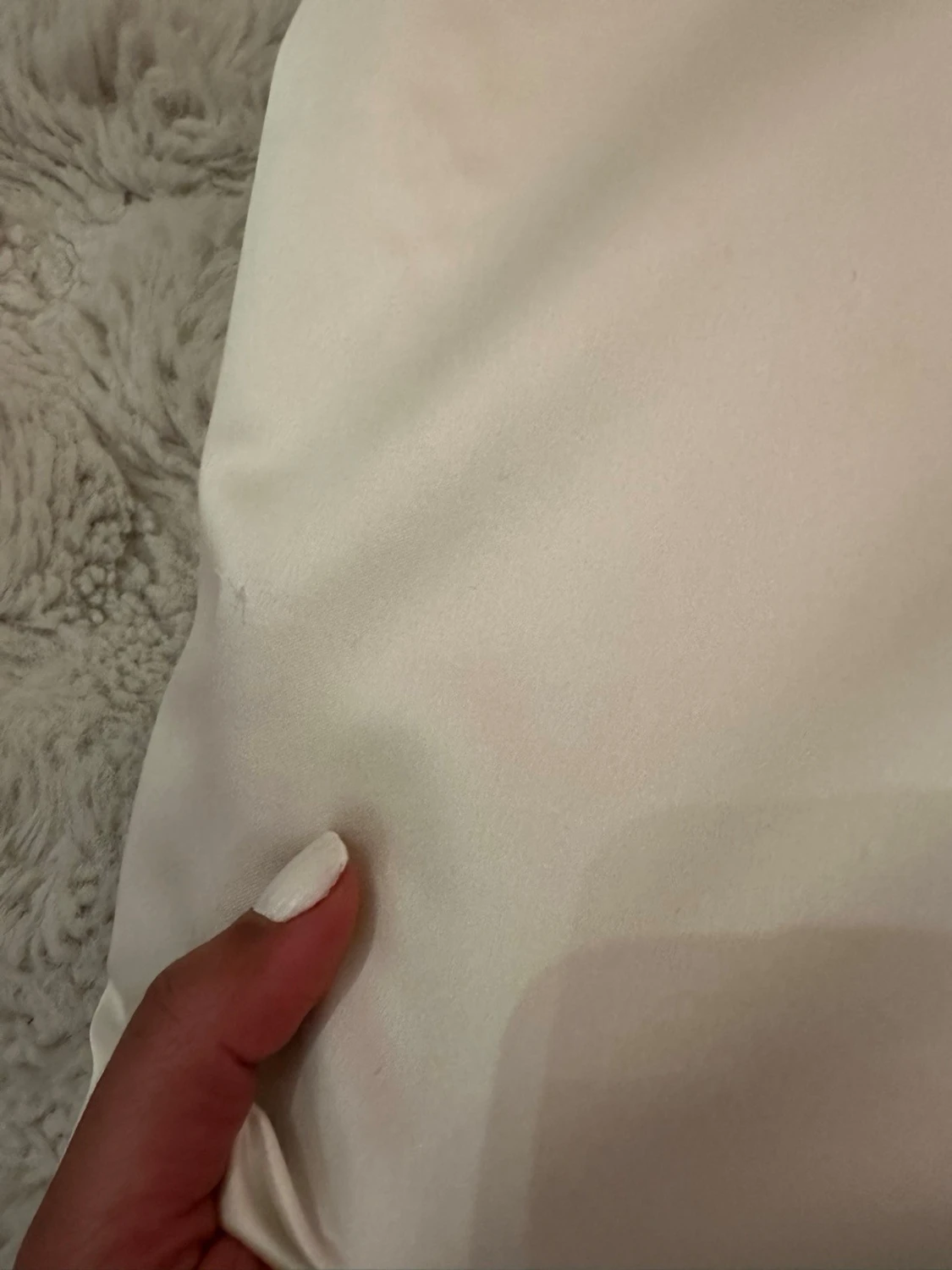 Vit kort klänning med pärlor och strass - 6