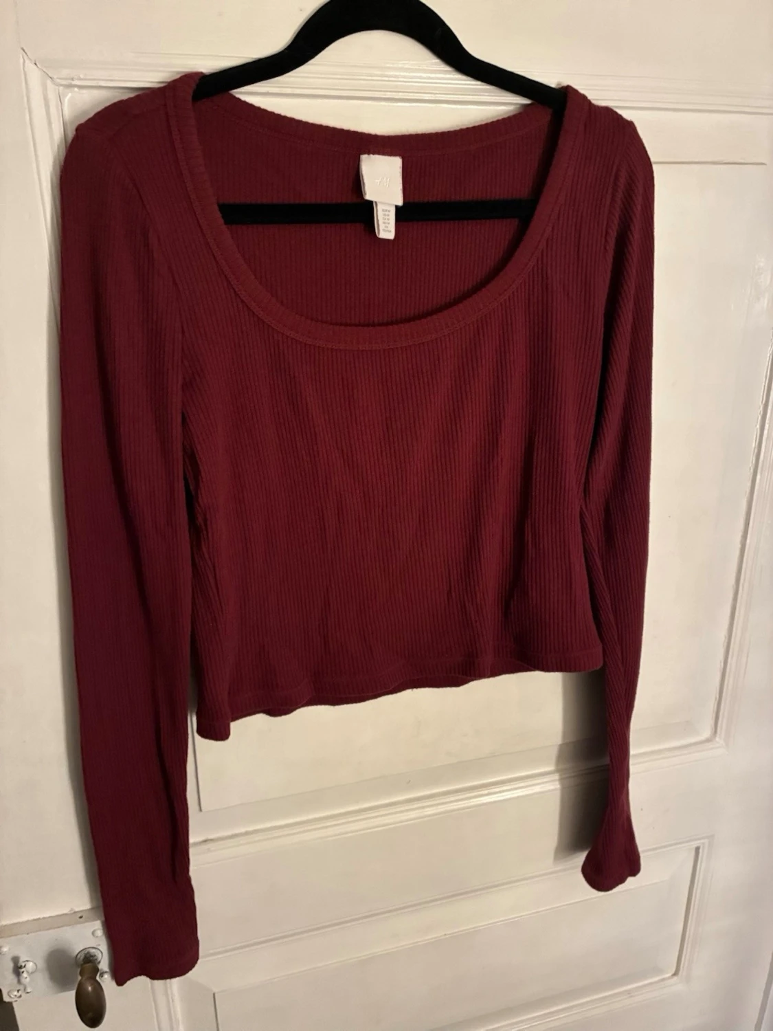 Vinröd ribbad långärmad topp H&M