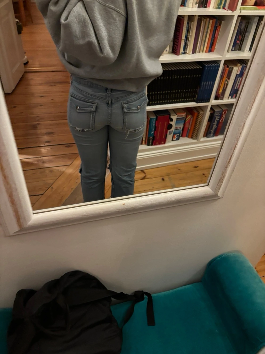Ljusblå bootcut jeans med hål - 3