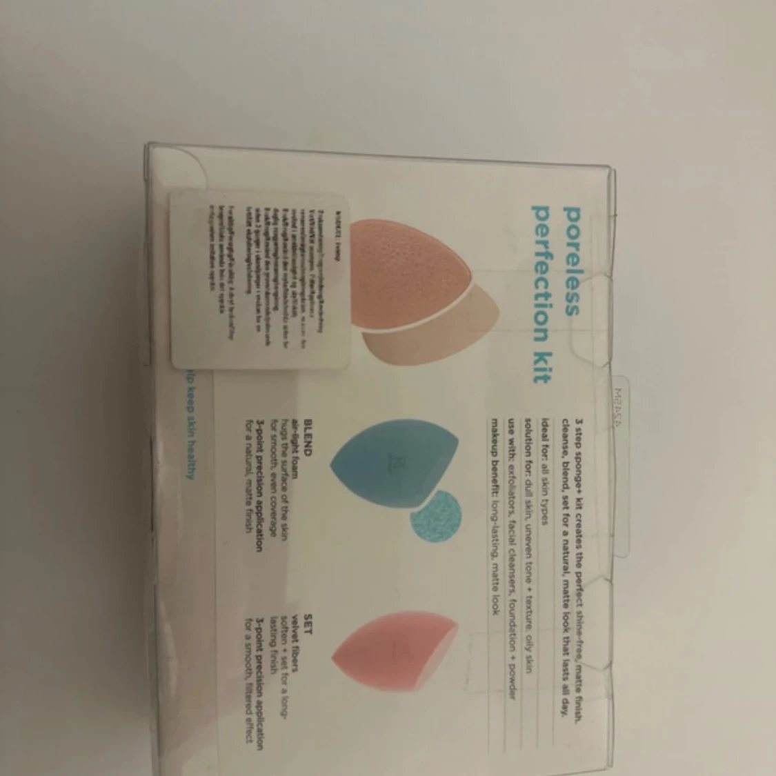 Real Techniques Sponge+ Poreless Kit - 1