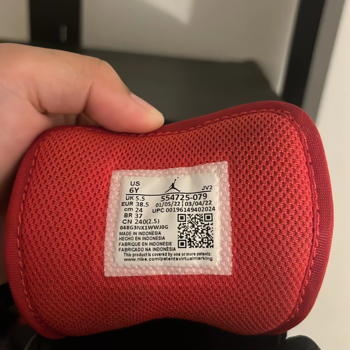 Nike Air Jordan 1 Mid Svart/Röd/Vit - 3